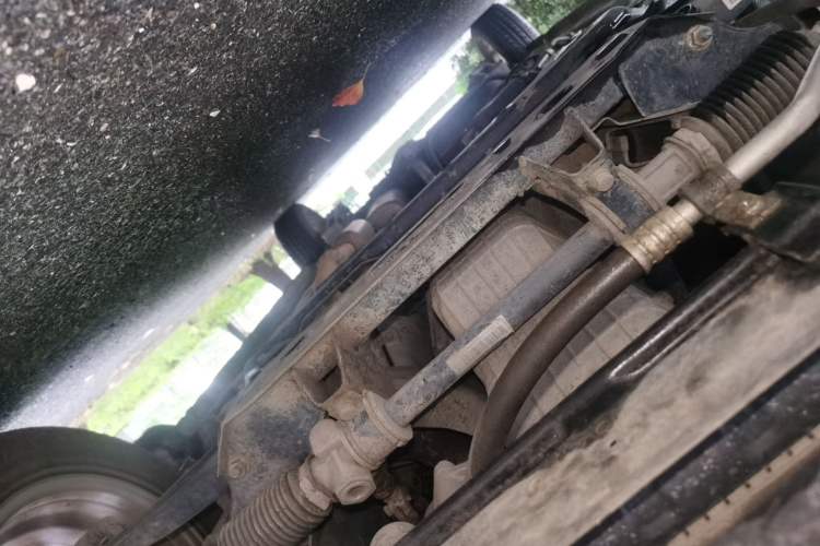 Used Dongfeng Fengon 330 2022 1.5L Manual Luxury Edition China VI Standard Chassis Front