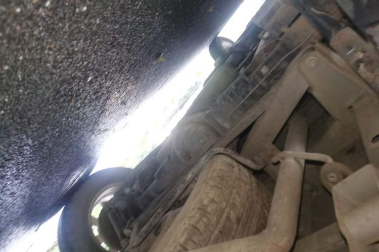 Used Dongfeng Fengon 330 2022 1.5L Manual Luxury Edition China VI Standard Chassis Rear Left