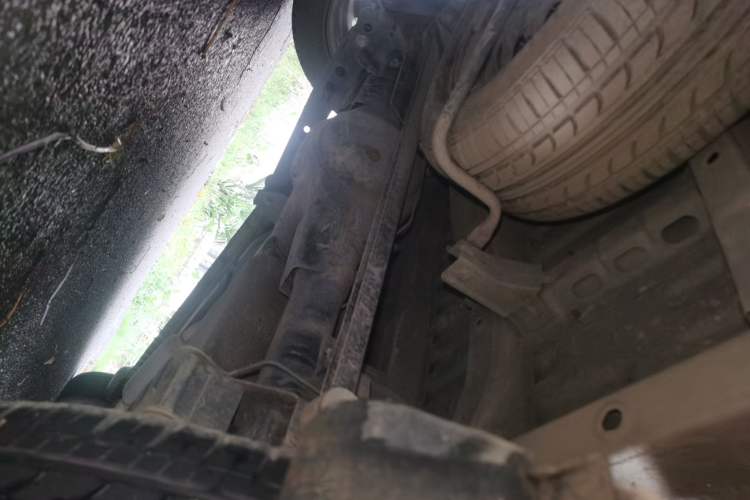 Used Dongfeng Fengon 330 2022 1.5L Manual Luxury Edition China VI Standard Chassis Rear Right
