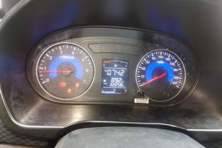 Used Dongfeng Fengon 330 2022 1.5L Manual Luxury Edition China VI Standard Instrument Cluster