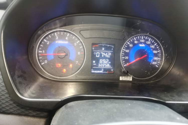 Used Dongfeng Fengon 330 2022 1.5L Manual Luxury Edition China VI Standard Odometer Close Up