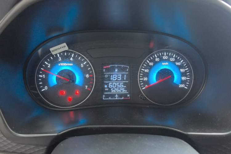 Used Dongfeng Fengon 330 2022 1.5L 330S Manual Supreme Edition China VI Standard Instrument Cluster