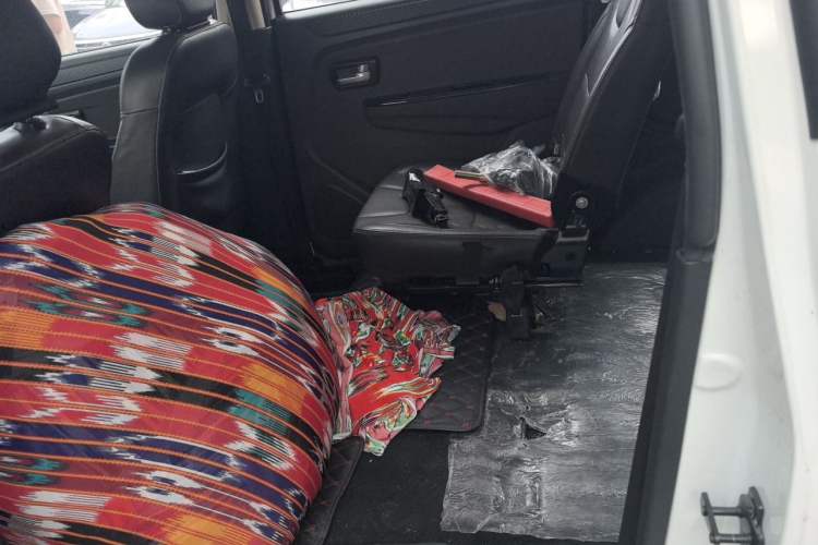 Used Dongfeng Fengon 330 2022 1.5L 330S Manual Supreme Edition China VI Standard Left Rear Seat