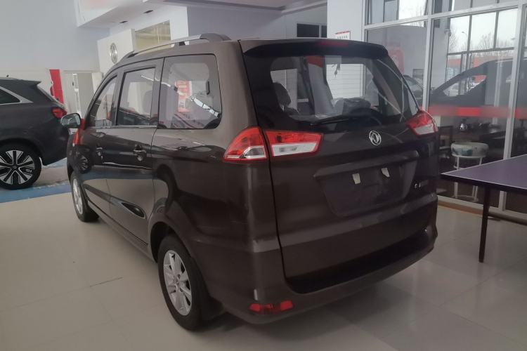 Used Dongfeng Fengon 330 2023 1.5L 330S Manual Comfort Version China VI Standard Exterior 4