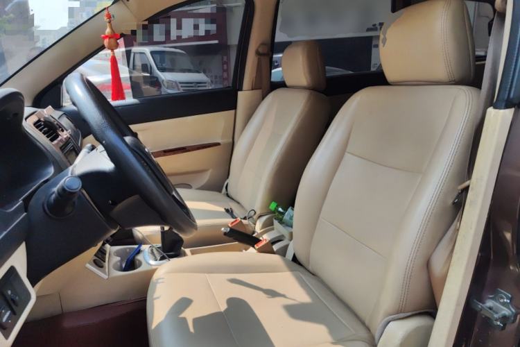 Used Dongfeng Fengon 350 2014 1.5L Manual Base Version Left Front Seat