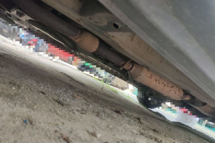 Used Dongfeng Fengon 350 2014 1.5L Manual Base Version Chassis Front Left