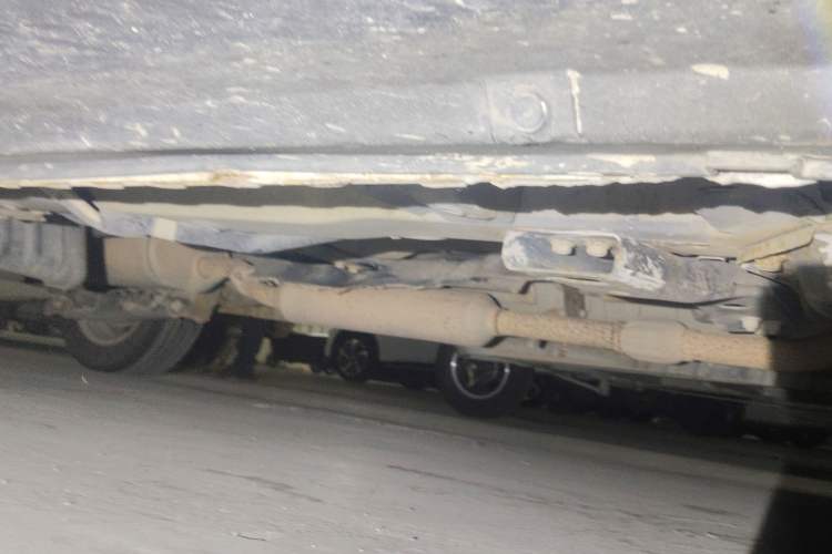 Used Dongfeng Fengon 350 2014 1.5L Manual Base Version Chassis Front Right