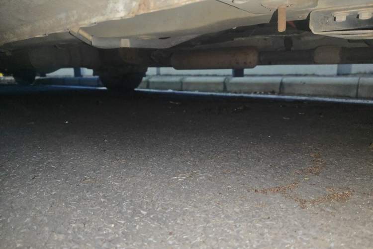 Used Dongfeng Fengon 350 2014 1.5L Manual Base Version Chassis Rear Left