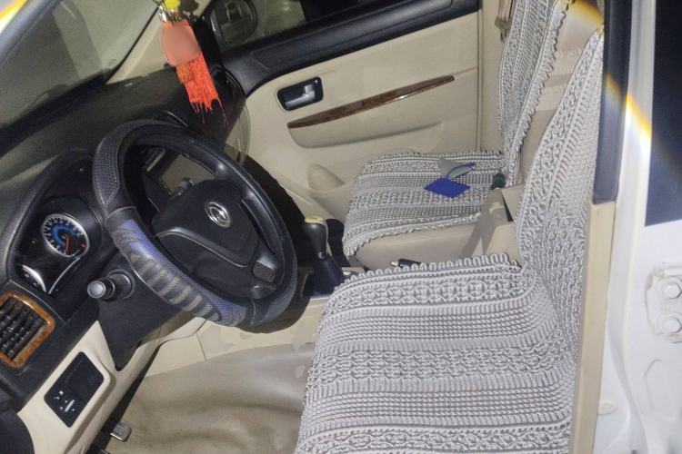 Used Dongfeng Fengon 350 2014 1.5L Manual Base Version Left Front Seat