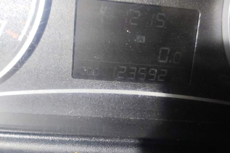 Used Dongfeng Fengon 350 2014 1.5L Manual Base Version Odometer Close Up