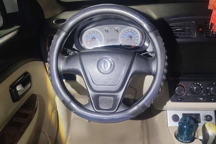 Used Dongfeng Fengon 350 2014 1.5L Manual Base Version Steering Wheel