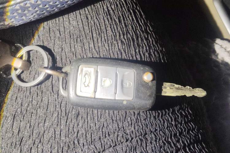 Used Dongfeng Fengon 350 2014 1.5L Manual Base Version Vehicle Key