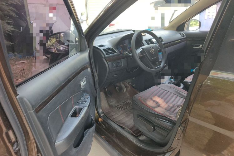 Used Dongfeng Fengon 360 2015 1.5L Manual Luxury 7-Seater China IV Standard Driver Seat