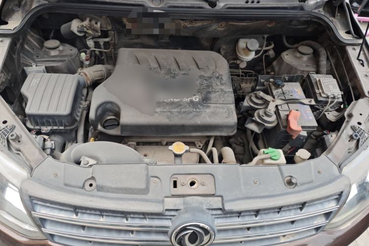 Used Dongfeng Fengon 360 2015 1.5L Manual Luxury 7-Seater China IV Standard Engine Bay