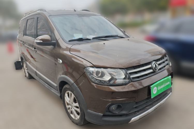 Used Dongfeng Fengon 360 2015 1.5L Manual Luxury 7-Seater China IV Standard Front Right 45 Deg