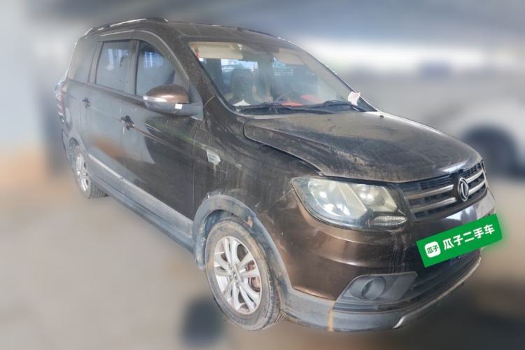 Used Dongfeng Fengon 360 2015 1.5L Manual Comfort II 7-Seater Front Right 45 Deg