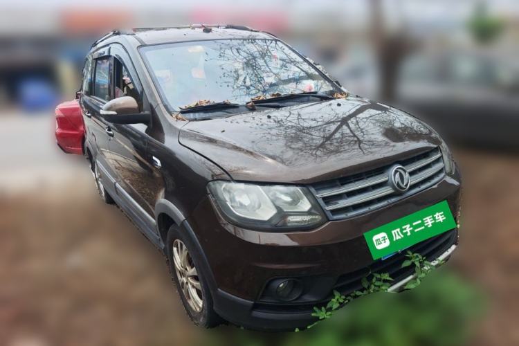 Used Dongfeng Fengon 360 2015 1.5L Manual Comfort II 7-Seater Front Right 45 Deg