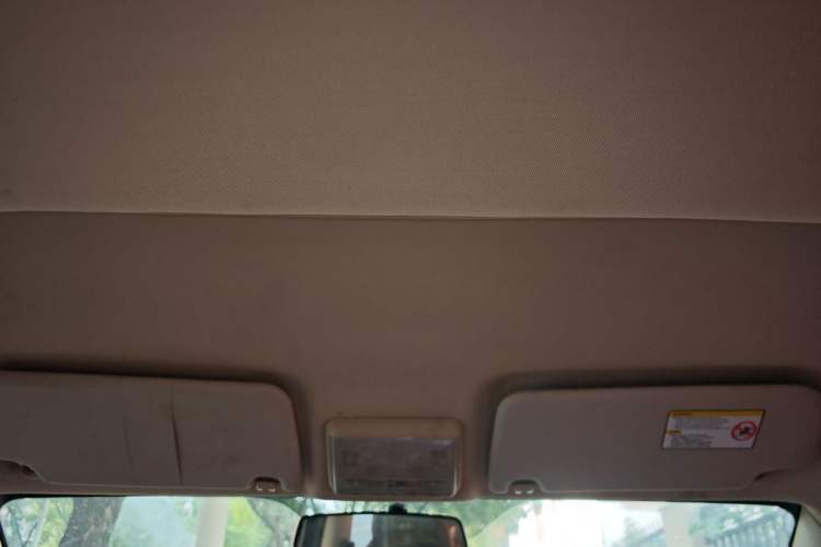 Used Dongfeng Fengon 360 2015 1.5L Manual Luxury 7-Seater China V Emission Standard Headliner