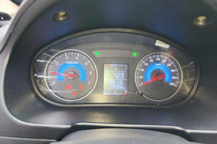 Used Dongfeng Fengon 360 2015 1.5L Manual Comfort II 7-Seater Instrument Cluster