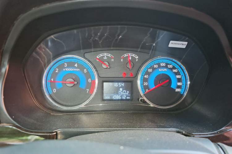Used Dongfeng Fengon 360 2015 1.5L Manual Luxury 7-Seater China V Emission Standard Instrument Cluster