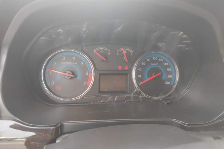 Used Dongfeng Fengon 360 2015 1.5L Manual Luxury 7-Seater China IV Standard Instrument Cluster