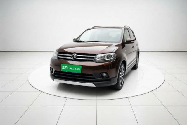 Used Dongfeng Fengon 360 2015 1.5L Manual Luxury 7-Seater China IV Standard