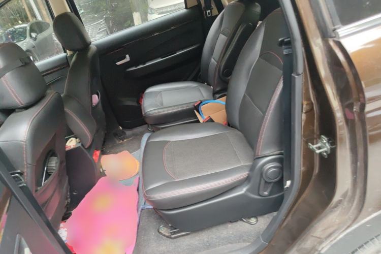 Used Dongfeng Fengon 360 2015 1.5L Manual Luxury 7-Seater China IV Standard Left Rear Seat