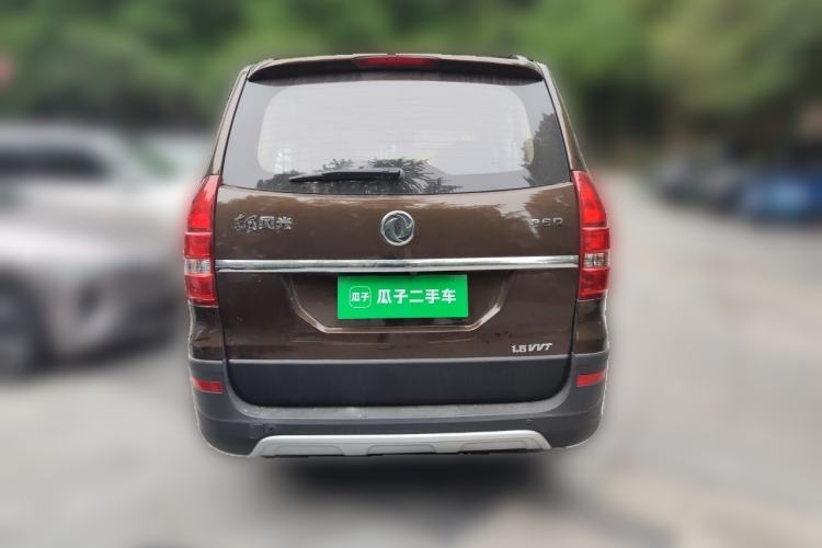 Used Dongfeng Fengon 360 2015 1.5L Manual Luxury 7-Seater China IV Standard Rear