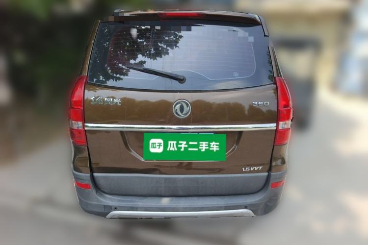 Used Dongfeng Fengon 360 2015 1.5L Manual Luxury 7-Seater China IV Standard Rear