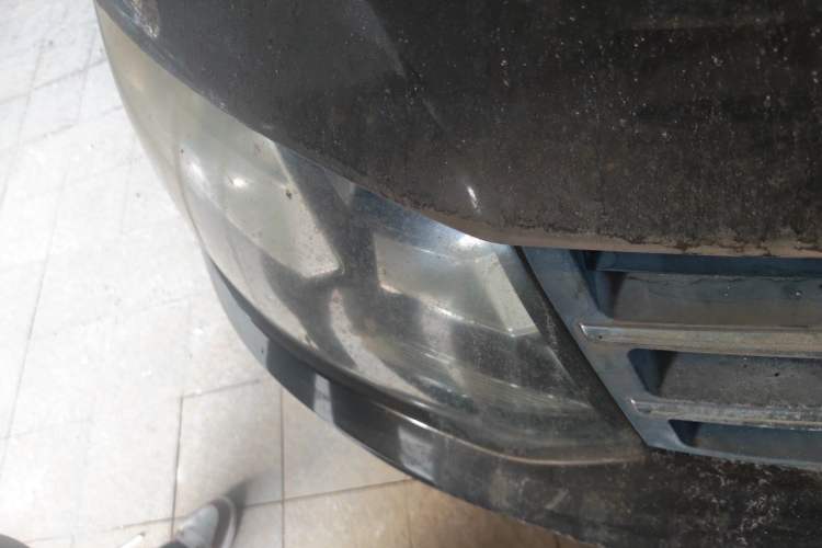 Used Dongfeng Fengon 360 2015 1.5L Manual Comfort II 7-Seater Right Front Headlight