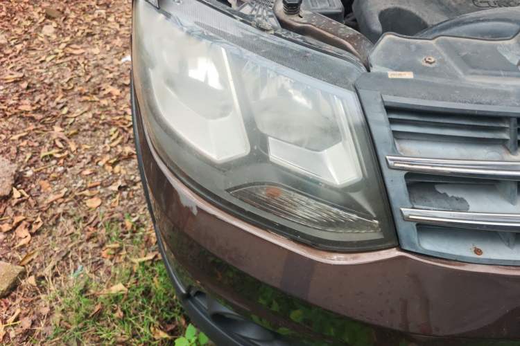 Used Dongfeng Fengon 360 2015 1.5L Manual Comfort II 7-Seater Right Front Headlight