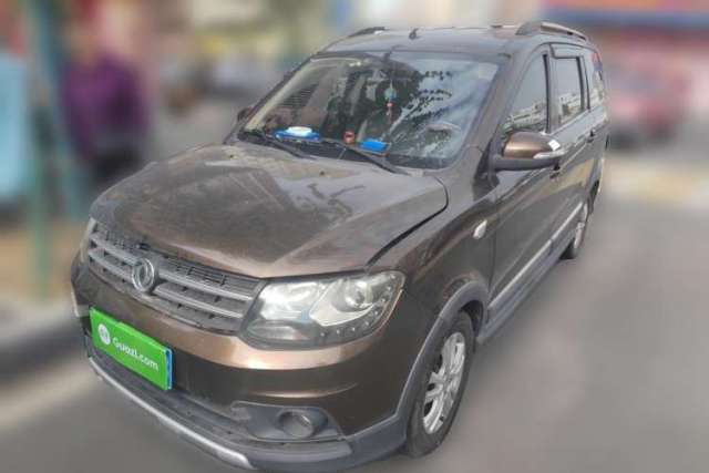 Used Dongfeng Fengon 360 2015 1.5L Manual Luxury 7-Seater China IV Standard