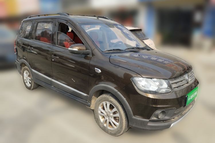 Used Dongfeng Fengon 360 2015 1.5L Manual Comfort II 7-Seater Front Right 45 Deg