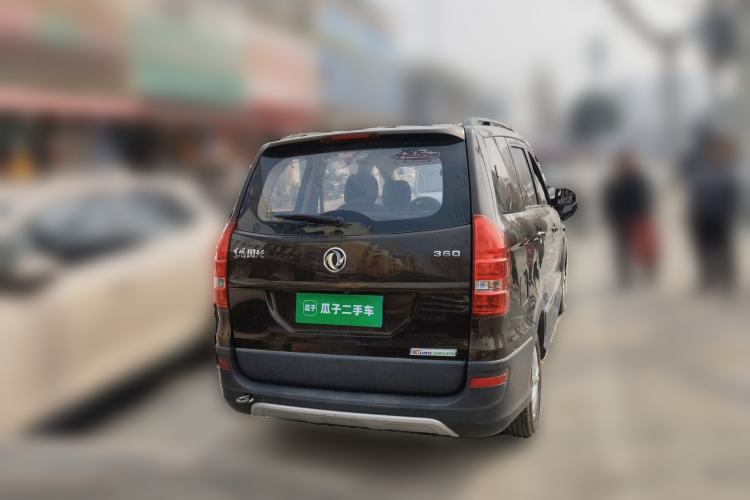 Used Dongfeng Fengon 360 2015 1.5L Manual Comfort II 7-Seater Rear