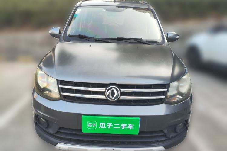 Used Dongfeng Fengon 360 2015 1.5L Manual Luxury Model 5 Seats China IV Standard Front