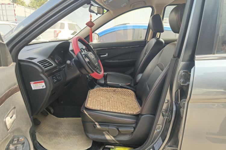 Used Dongfeng Fengon 360 2015 1.5L Manual Luxury 7-Seater China IV Standard Left Front Seat