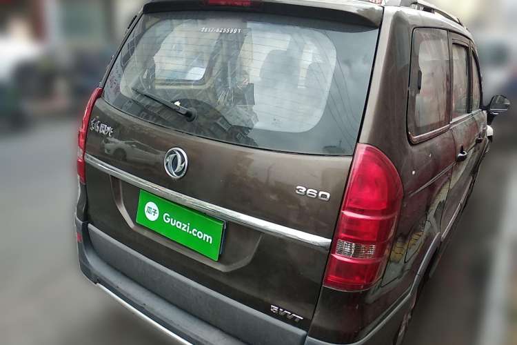 Used Dongfeng Fengon 360 2015 1.5L Manual Luxury 7-Seater China IV Standard Rear Right 45 Deg