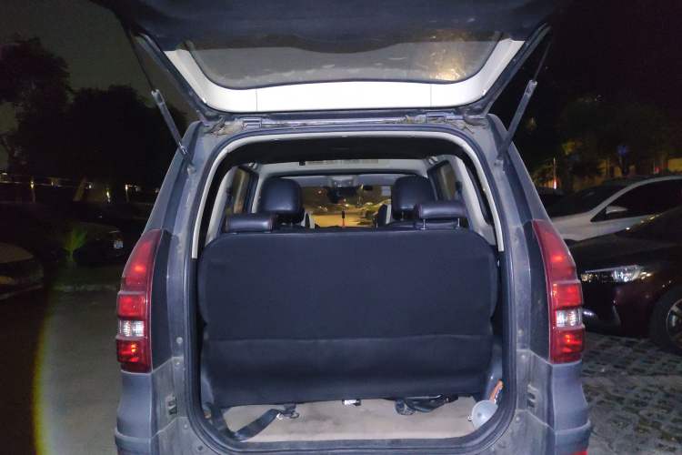 Used Dongfeng Fengon 360 2015 1.5L Manual Comfort 7-Seater China IV Standard Trunk