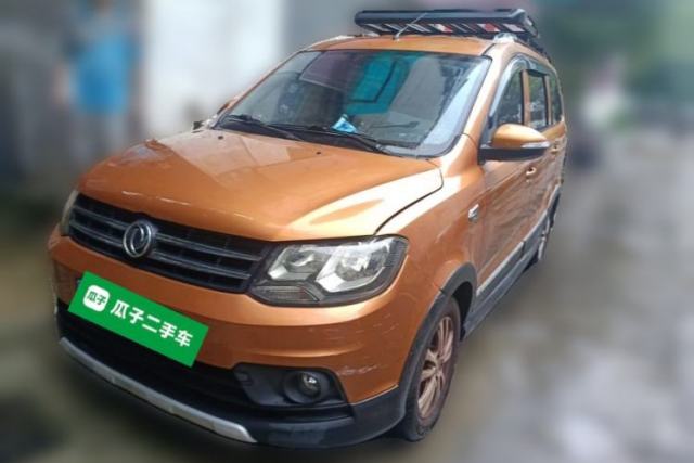 Ojetý Dongfeng Fengon 360 2015 1.5L Manual Comfort 7-Seater National Emission Standard V