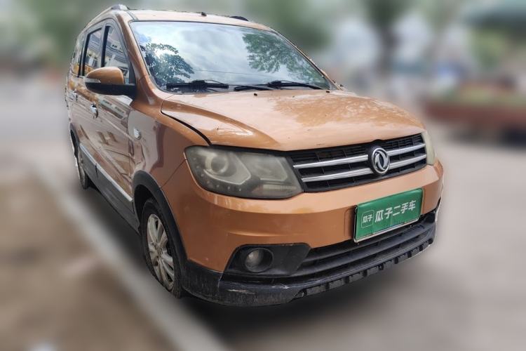 Used Dongfeng Fengon 360 2015 1.5L Manual Luxury 7-Seater China V Emission Standard Front Right 45 Deg