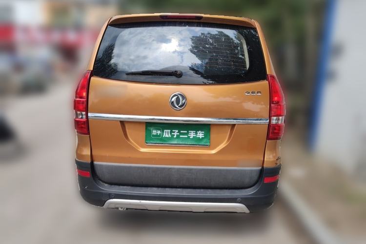 Used Dongfeng Fengon 360 2015 1.5L Manual Luxury 7-Seater China V Emission Standard Rear