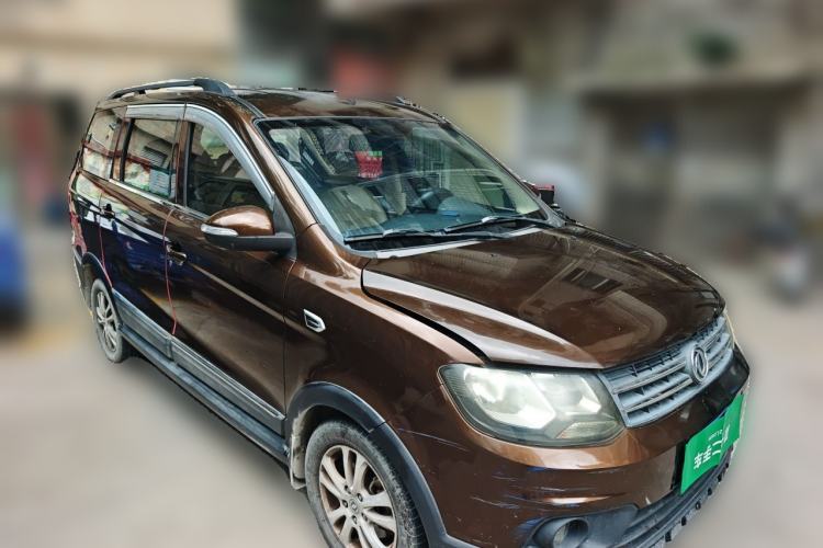 Used Dongfeng Fengon 360 2015 1.5L Manual Luxury 7-Seater China V Emission Standard Front Right 45 Deg