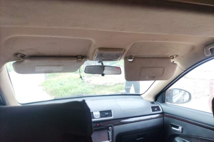 Used Dongfeng Fengon 360 2015 1.5L Manual Luxury 7-Seater China IV Standard Headliner