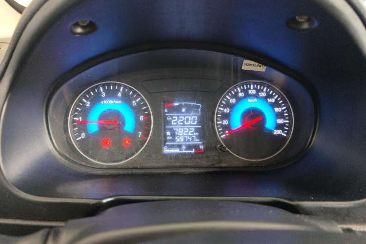 Used Dongfeng Fengon 360 2015 1.5L Manual Comfort II 7-Seater Instrument Cluster