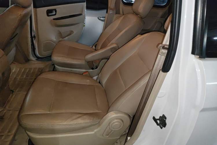 Used Dongfeng Fengon 360 2015 1.5L Manual Comfort II 7-Seater Left Rear Seat