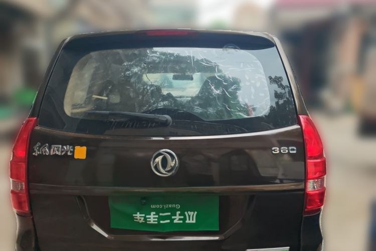 Used Dongfeng Fengon 360 2015 1.5L Manual Luxury 7-Seater China V Emission Standard Rear