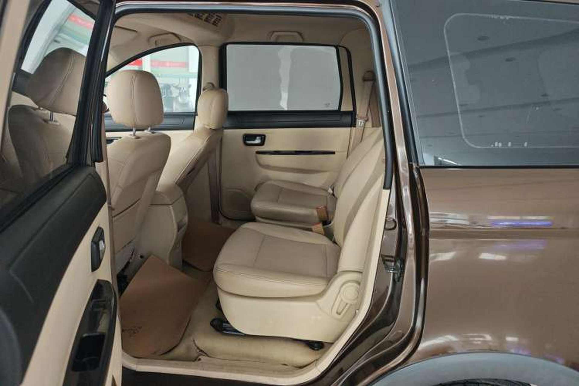 Used Dongfeng Fengon 360 2015 1.5L Manual Comfort II 7-Seater Right Rear Seat