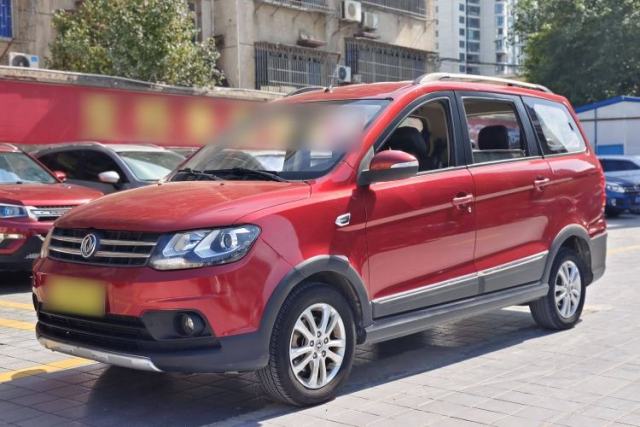 Used Dongfeng Fengon 360 2015 1.5L Manual Luxury 7-Seater China IV Standard