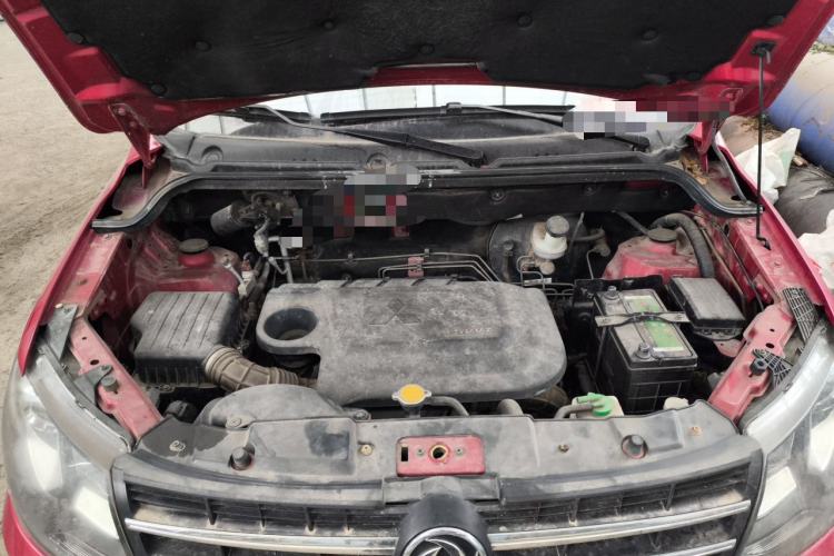 Used Dongfeng Fengon 360 2015 1.5L Manual Luxury 7-Seater China IV Standard Engine Bay