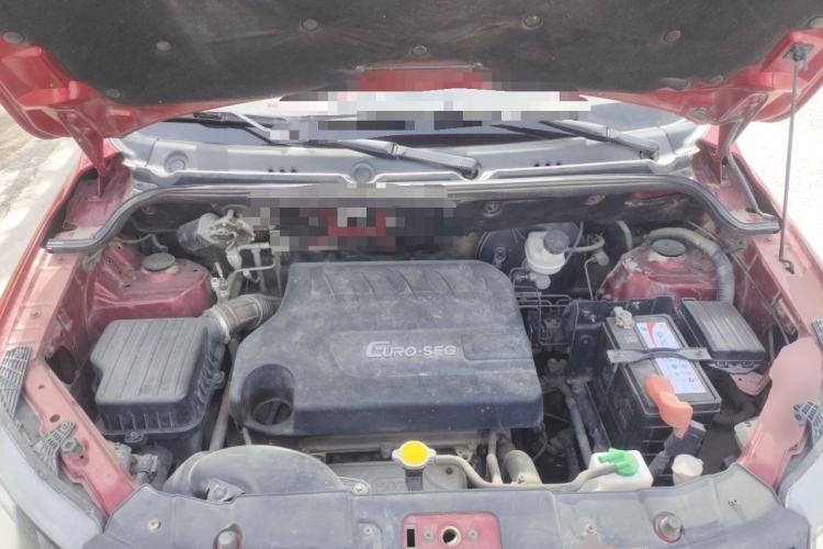 Used Dongfeng Fengon 360 2015 1.5L Manual Comfort 7-Seater China IV Standard Engine Bay